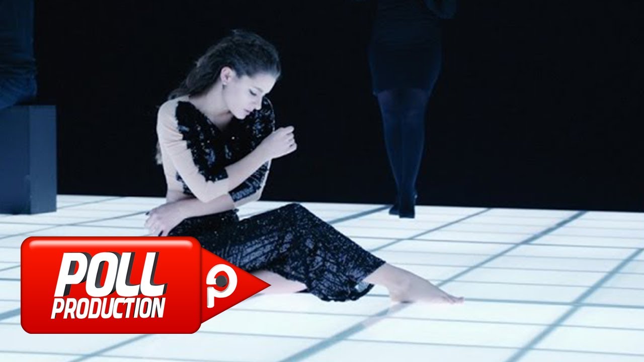 Atiye - Sor ( Official Video ) Mp3 İndir