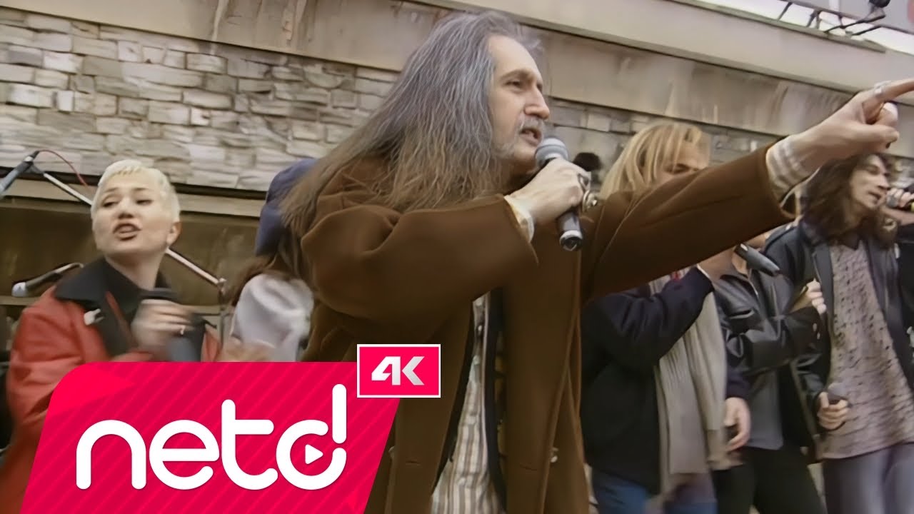 Barış Manço - Müsaadenizle Çocuklar Mp3 İndir