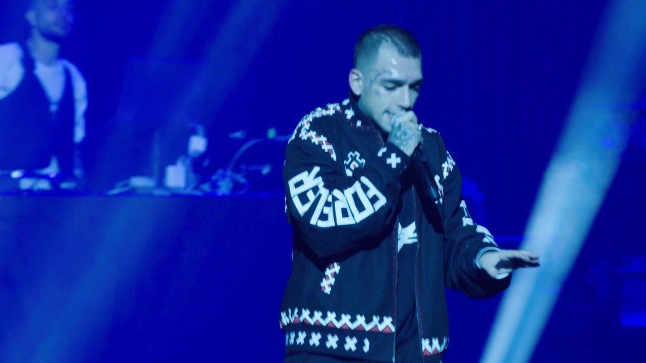 Ezhel - Pavyon (Volkswagen Arena Live 2019) Mp3 İndir