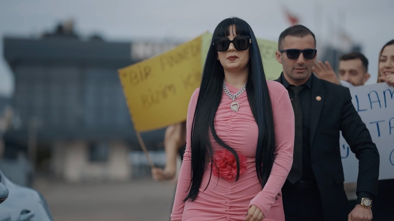 Gizo ft. Şenol Evgi - ÇILGIN POZ Mp3 İndir