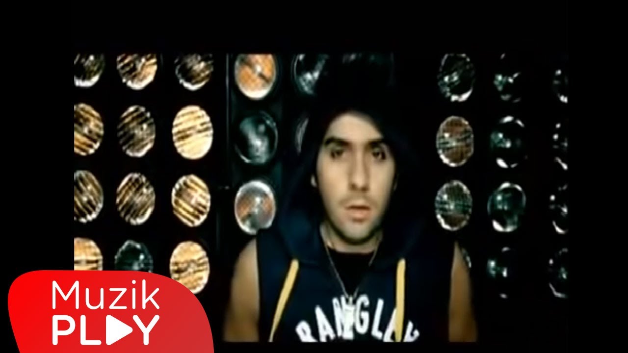 İsmail YK - Bombabomba.com (Official Video) Mp3 İndir